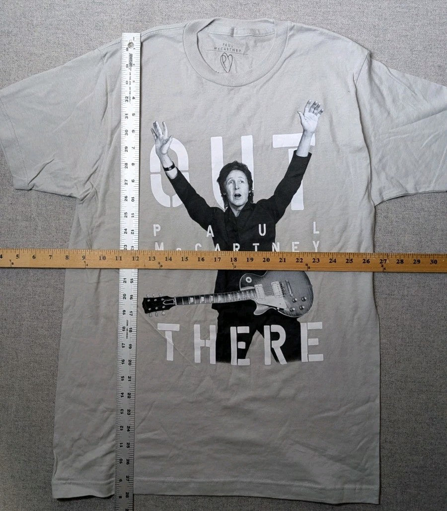 Paul McCartney 2013  Tour Shirt   Size Medium4