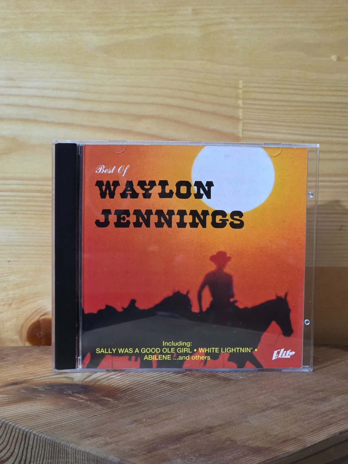 The Best Of Waylon Jennings - CD0