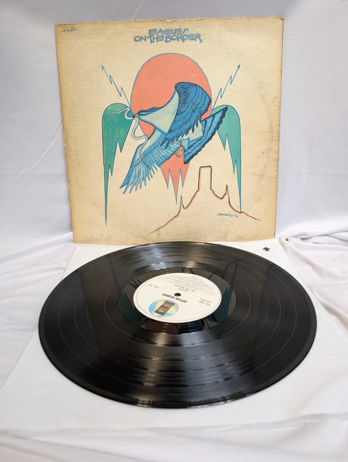 EAGLES   ON THE BORDER   LP  1974 #7ES 1004   Record0