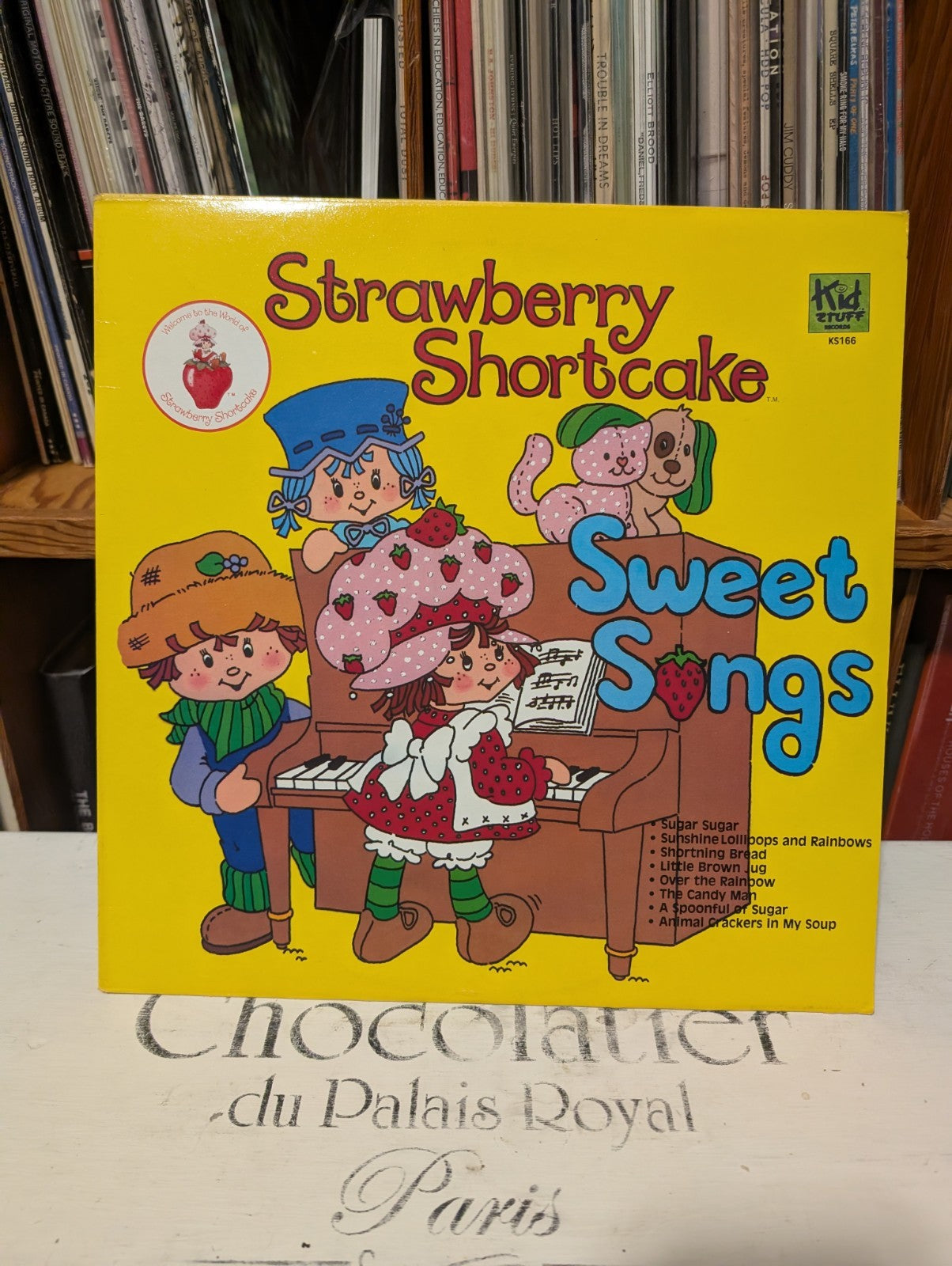 Strawberry ShortCake + Raggedy Ann   Vinyl Records 1