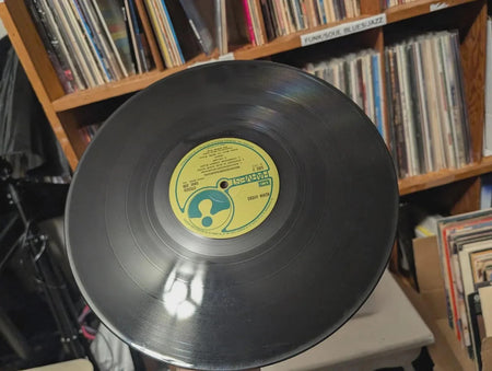 KEVIN AYERS   Whatevershebringswesing LP (RARE UK Import on HARVEST)10