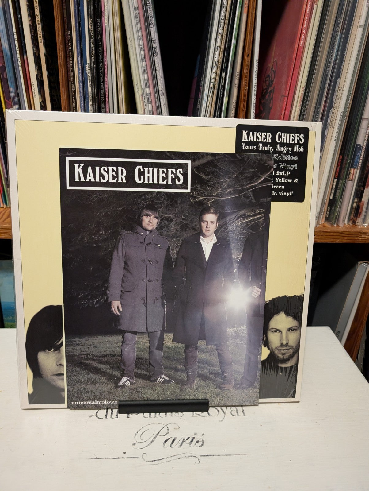KAISER CHIEFS   YOURS TRULY, ANGRY MOB  LMT, YLW, GREEN "12 RECORD2