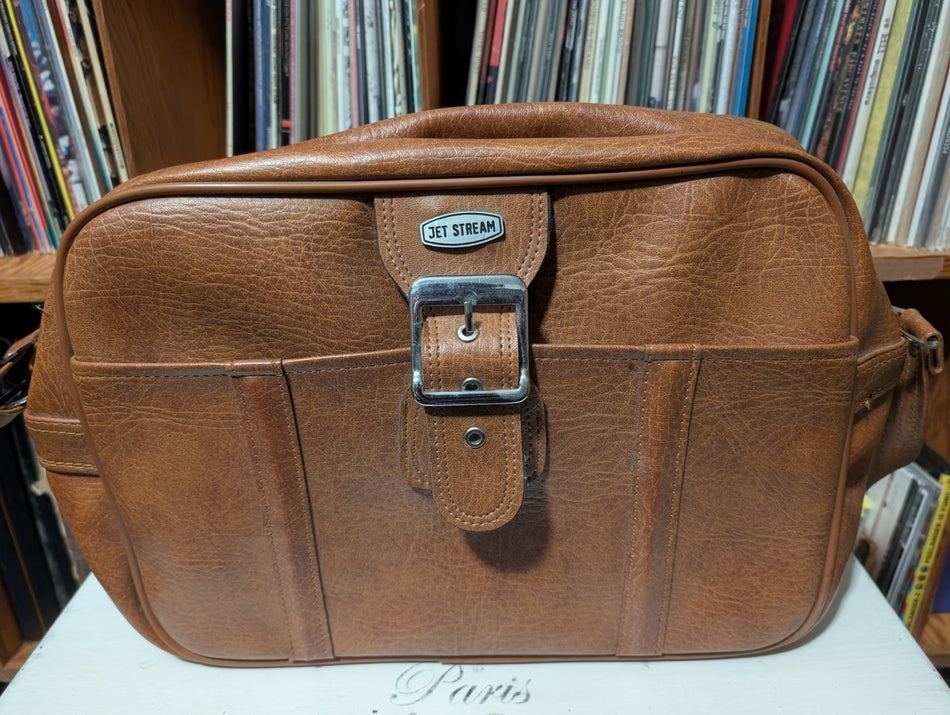 Vintage Jet Stream faux leather carryon bag, shoulder bag overnight bag0
