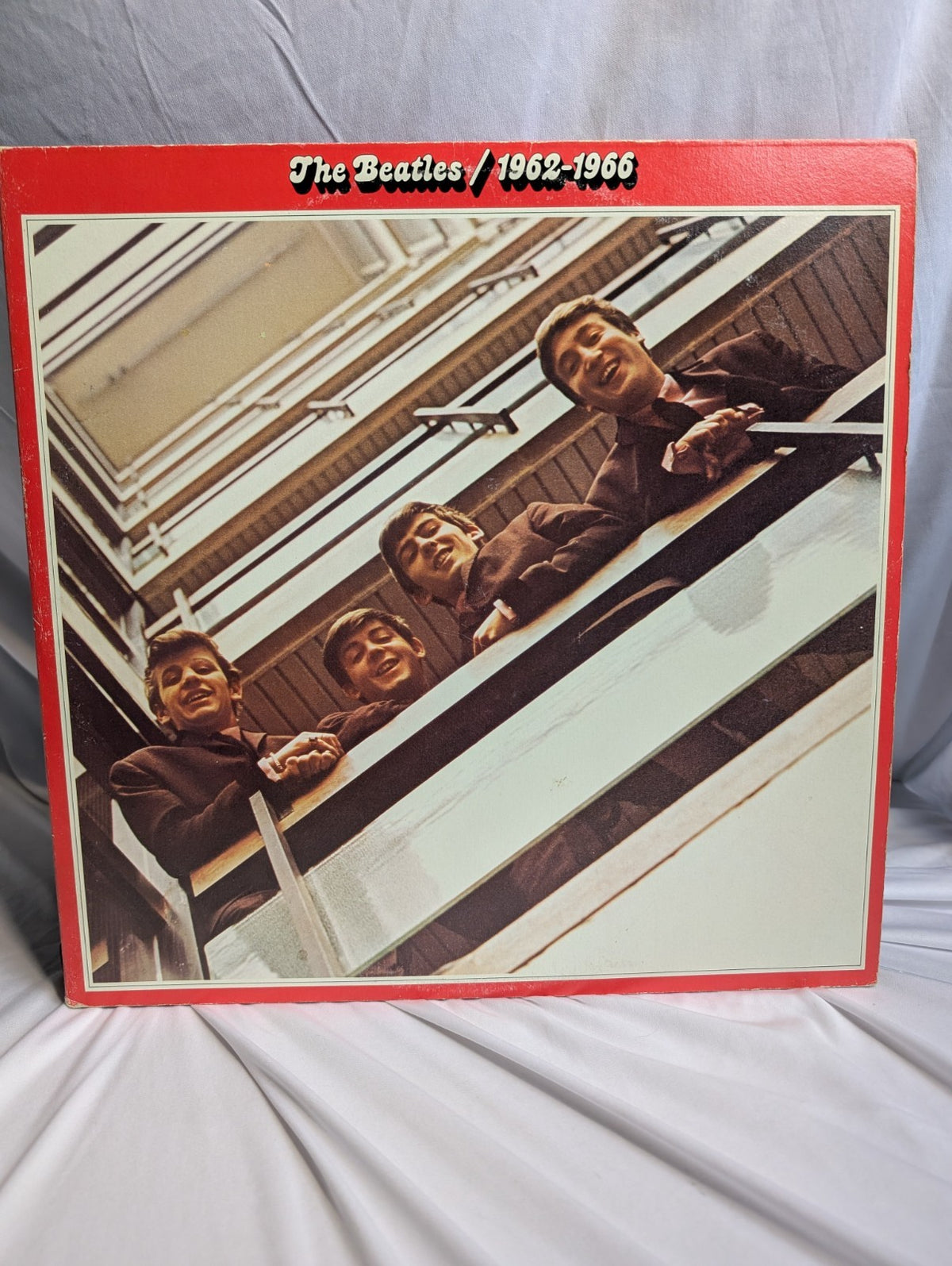THE BEATLES - 1962 - 1966 - 12" VINYL - CAN PRESS - OG PRINTED SLEEVES