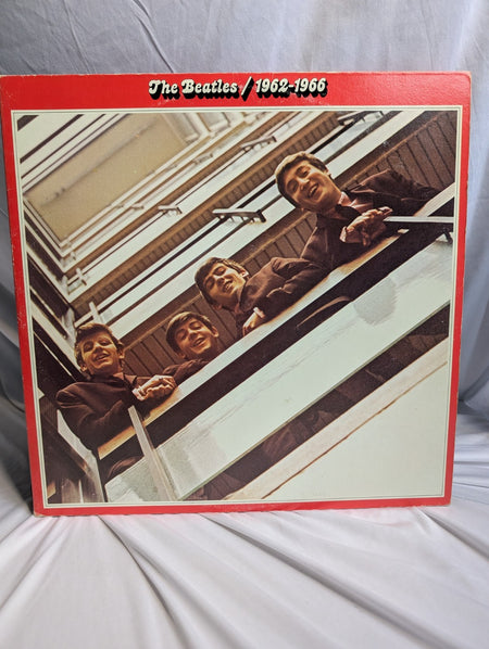 THE BEATLES - 1962 - 1966 - 12" VINYL - CAN PRESS - OG PRINTED SLEEVES