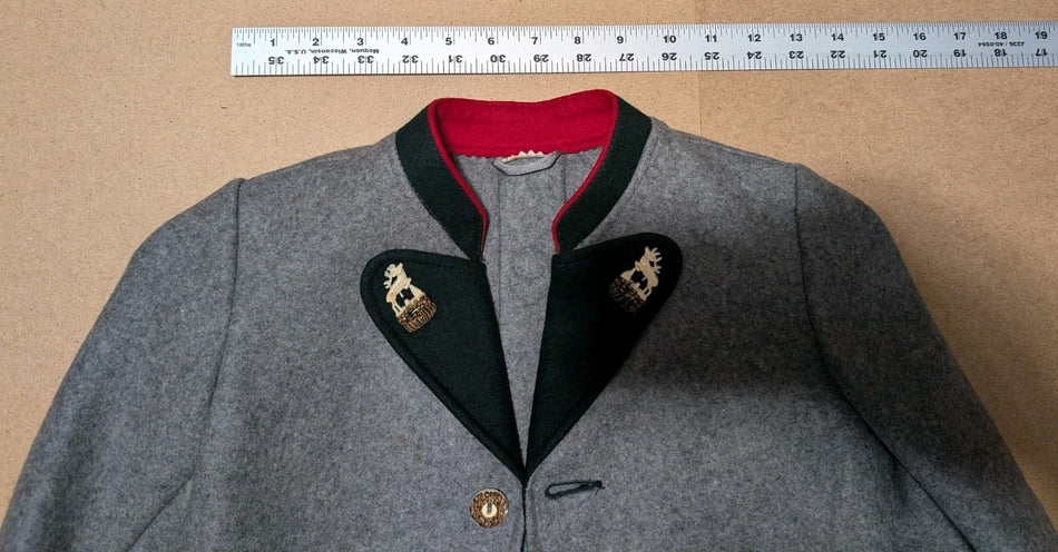 Lederhosen & Jacket  Youth Green Suede Leather Adjustable Straps 1