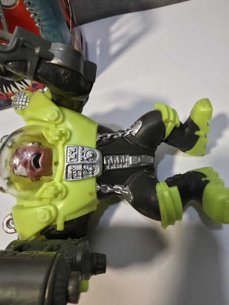 Vtg Street Sharks DR PIRANOID figure  100% original 1994 w missile & Box10