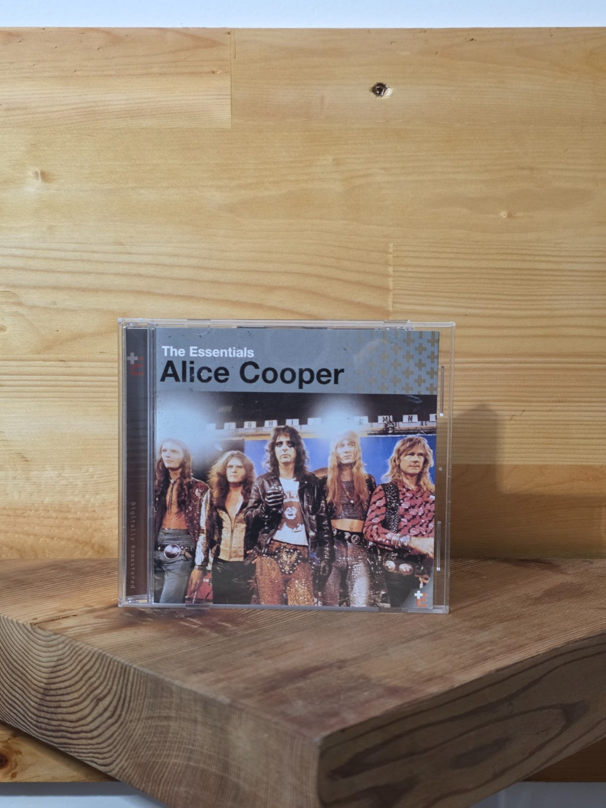 Alice Cooper  - The Essentials CD 0