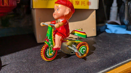 Vintage 1950'm'Ringing Tricycle' + box, tin toy3