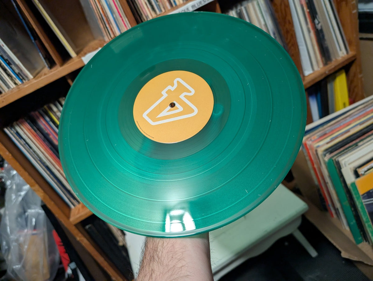 KAISER CHIEFS   YOURS TRULY, ANGRY MOB  LMT, YLW, GREEN "12 RECORD5