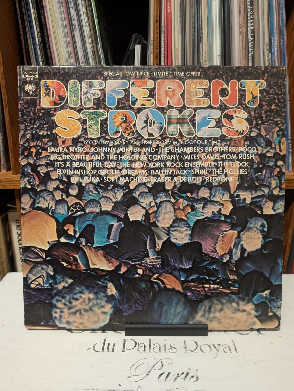 ROCK/POP VARIOUS ARTISTS "DIFFERENT STROKES" 1969 CBS COMPILATION VINYL LP AS 120