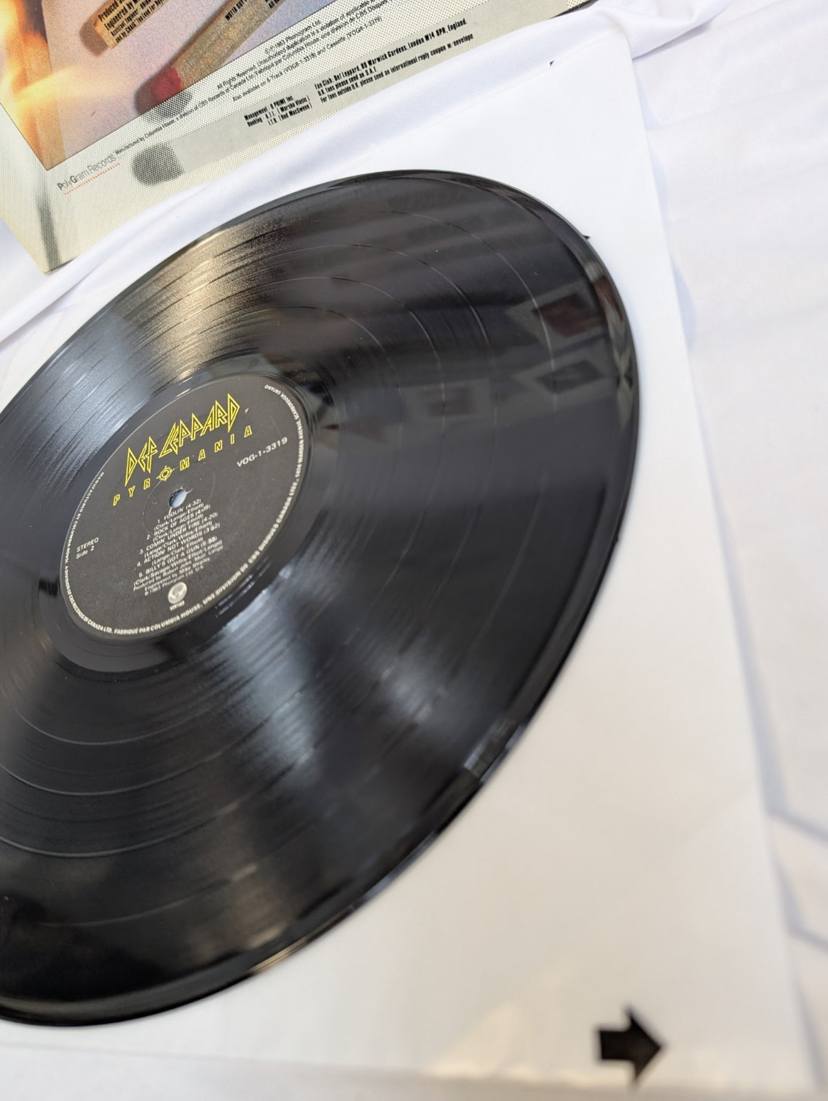 DEF LEOPARD - PYROMANIA - 1983 - LP - #VOG-1-3319 - CLUB EDITION