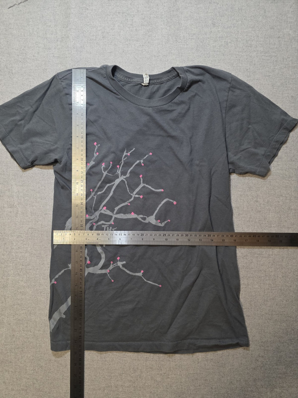 The Acorn   Band Tee   Sz Medium1