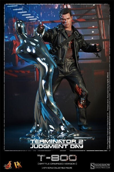 Hot Toys DX13  T2: Judgment Day 1/6 T 800 Battle Damaged/ Sideshow Figure1