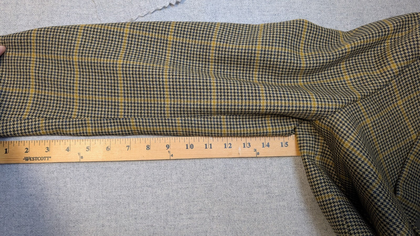 Holt Renfrew- Canali - Lana cashmere Jacket - Brown Plaid4