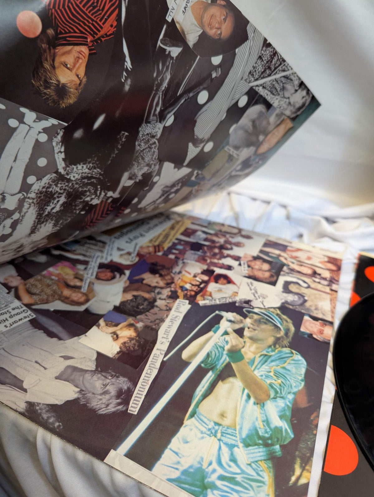 R0D STEWART - FOOLISH BEHAVIOR -LP- ALBUM-1980 -#XHS 3485-OG INSERTS AND POSTER