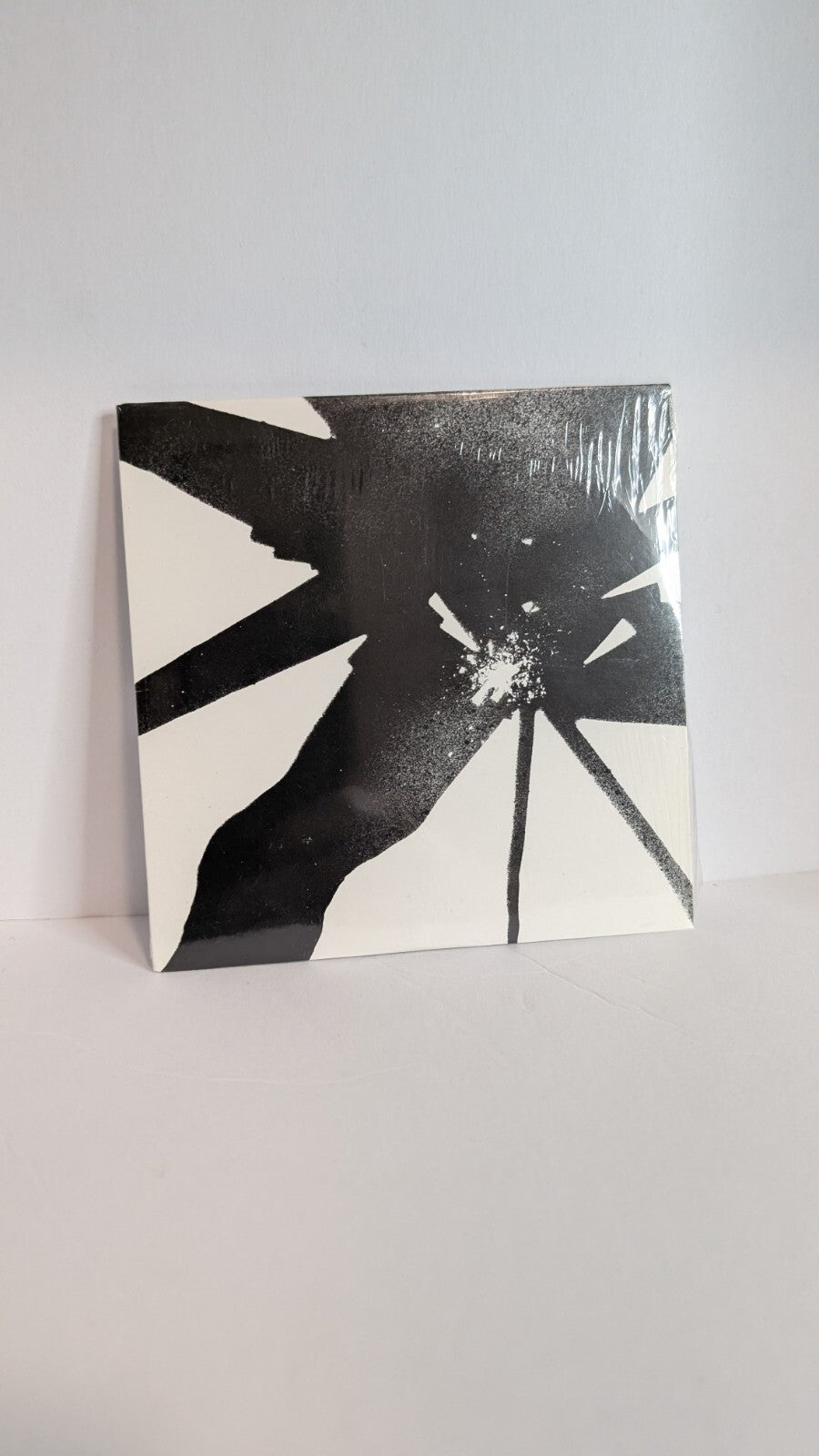 THE MANVILS   BLACK TORNADO  (EP) *NEW*0