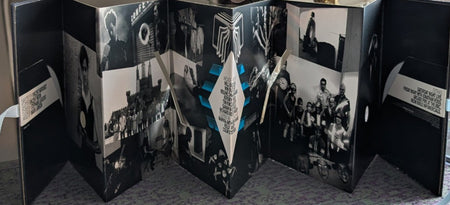 Arcade Fire – Miroir Noir - 02517982383Format:	2 x DVD, NTSC, Deluxe Edition,