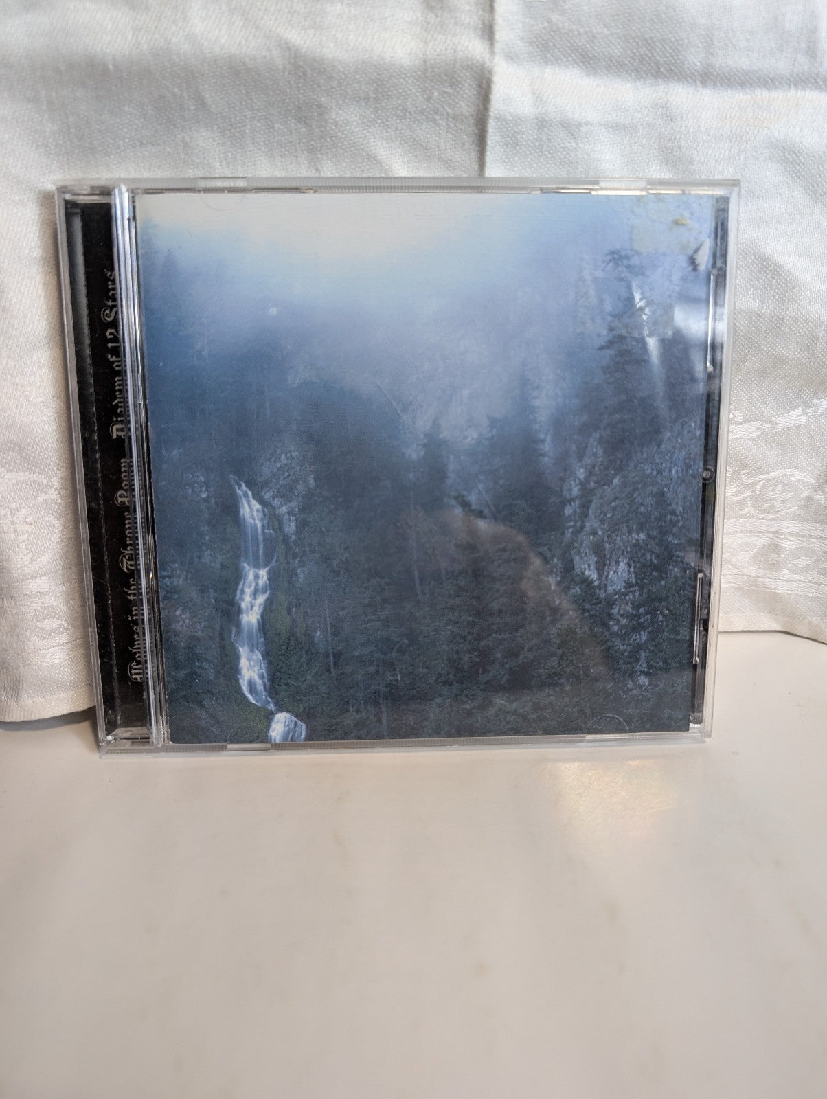 WOLVES IN THE THRONE ROOM   DIADEM OF 12 STARTS   CD 1