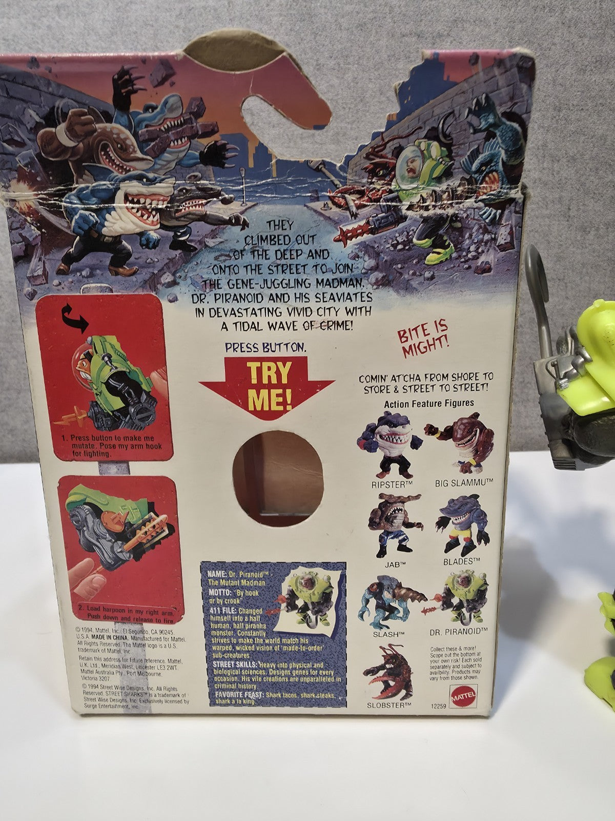 Vtg Street Sharks DR PIRANOID figure  100% original 1994 w missile & Box14