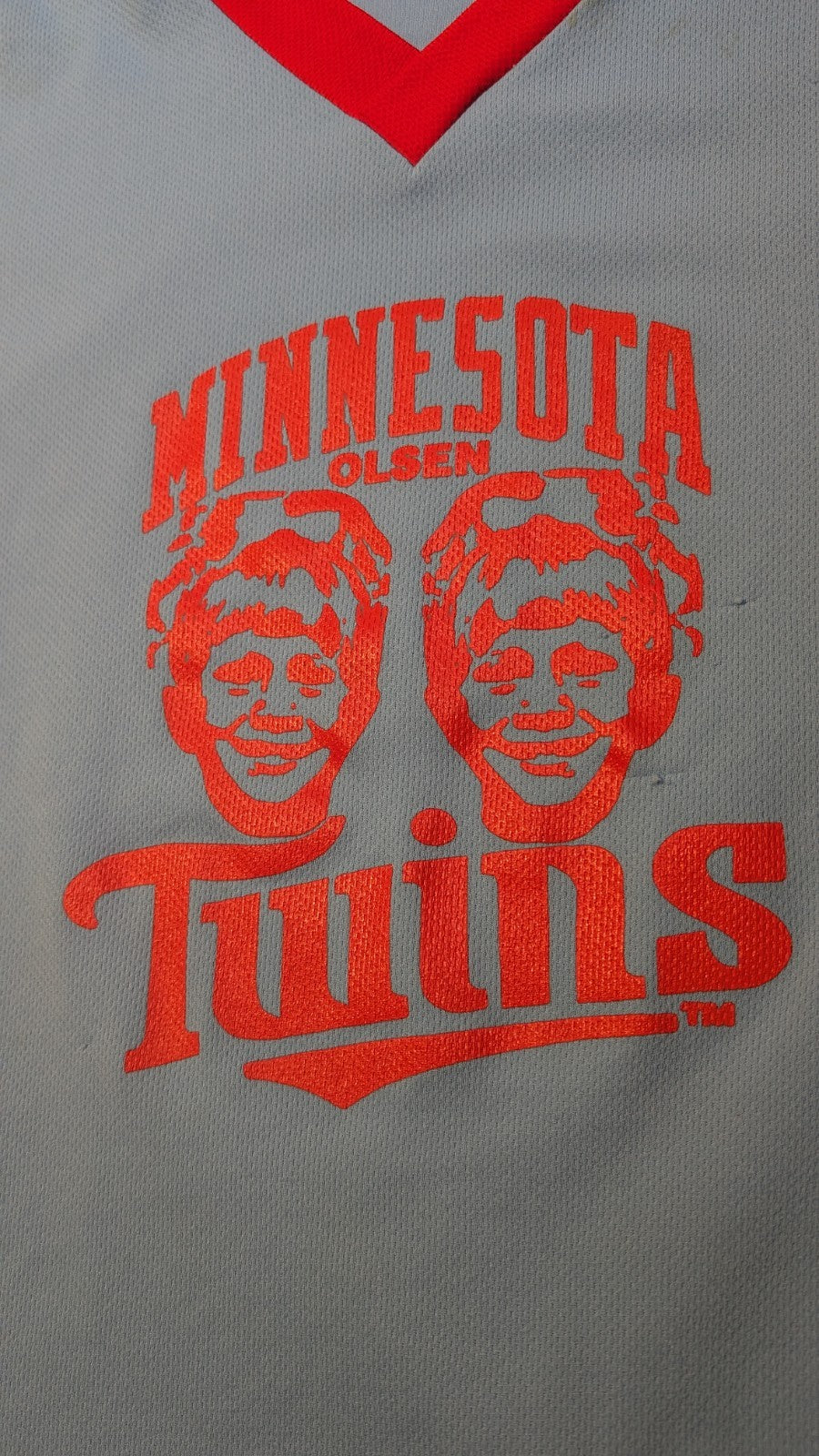 Minnesota Olsen Twins Jersey   Size Small1