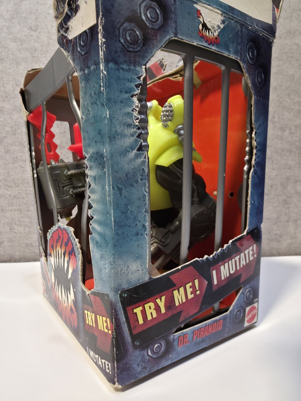 Vtg Street Sharks DR PIRANOID figure  100% original 1994 w missile & Box1