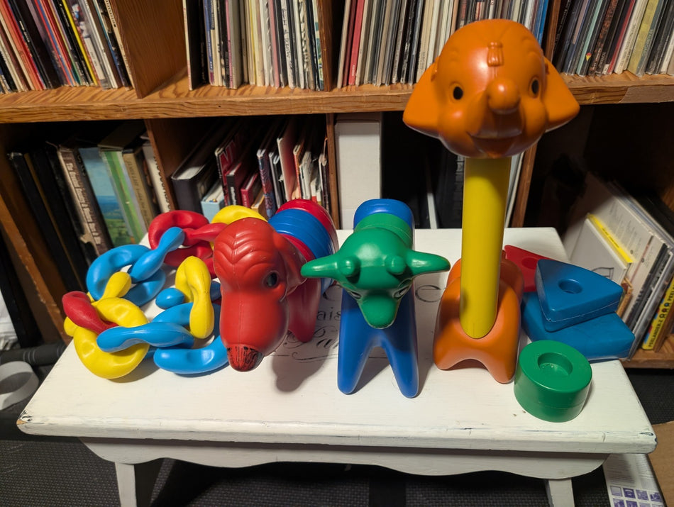 Vintage   Tupperware   Zoo It Yourself Animals + Misc Playskool0