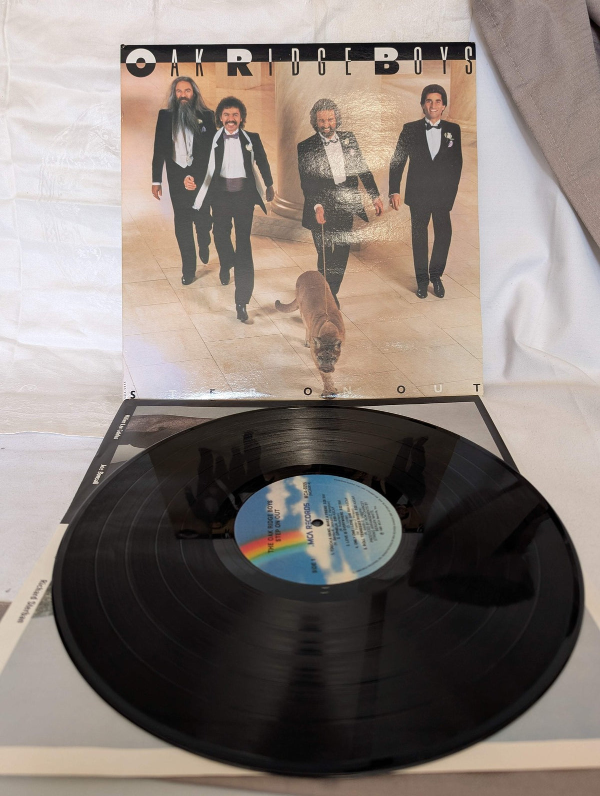 OAK RIDGE BOYS- STEP ON OUT -LP - 1985 - #MCA-5555