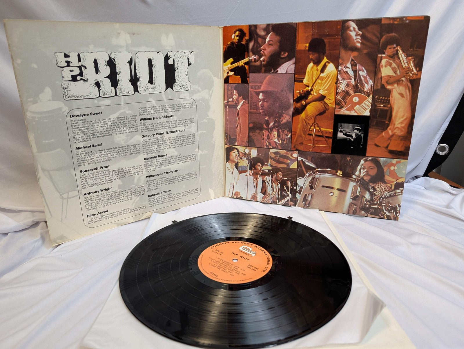 H.P. RIOT -LP- ALBUM #1974 - GATEFOLD - #CSPS 789