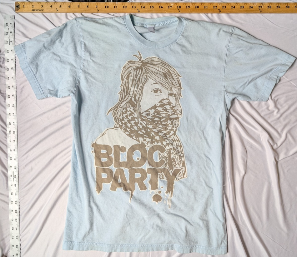 Bloc Party   Band T shirt   Size Medium0