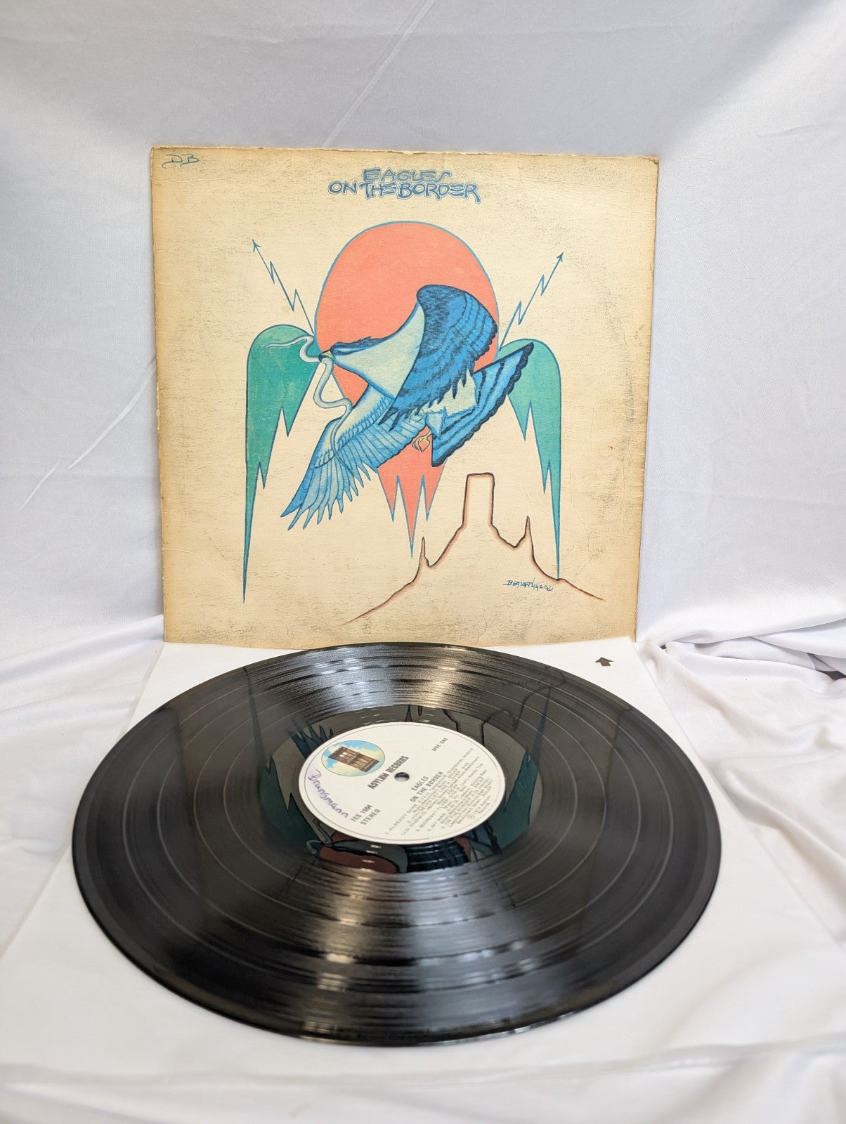 EAGLES   ON THE BORDER   LP  1974 #7ES 1004   Record1