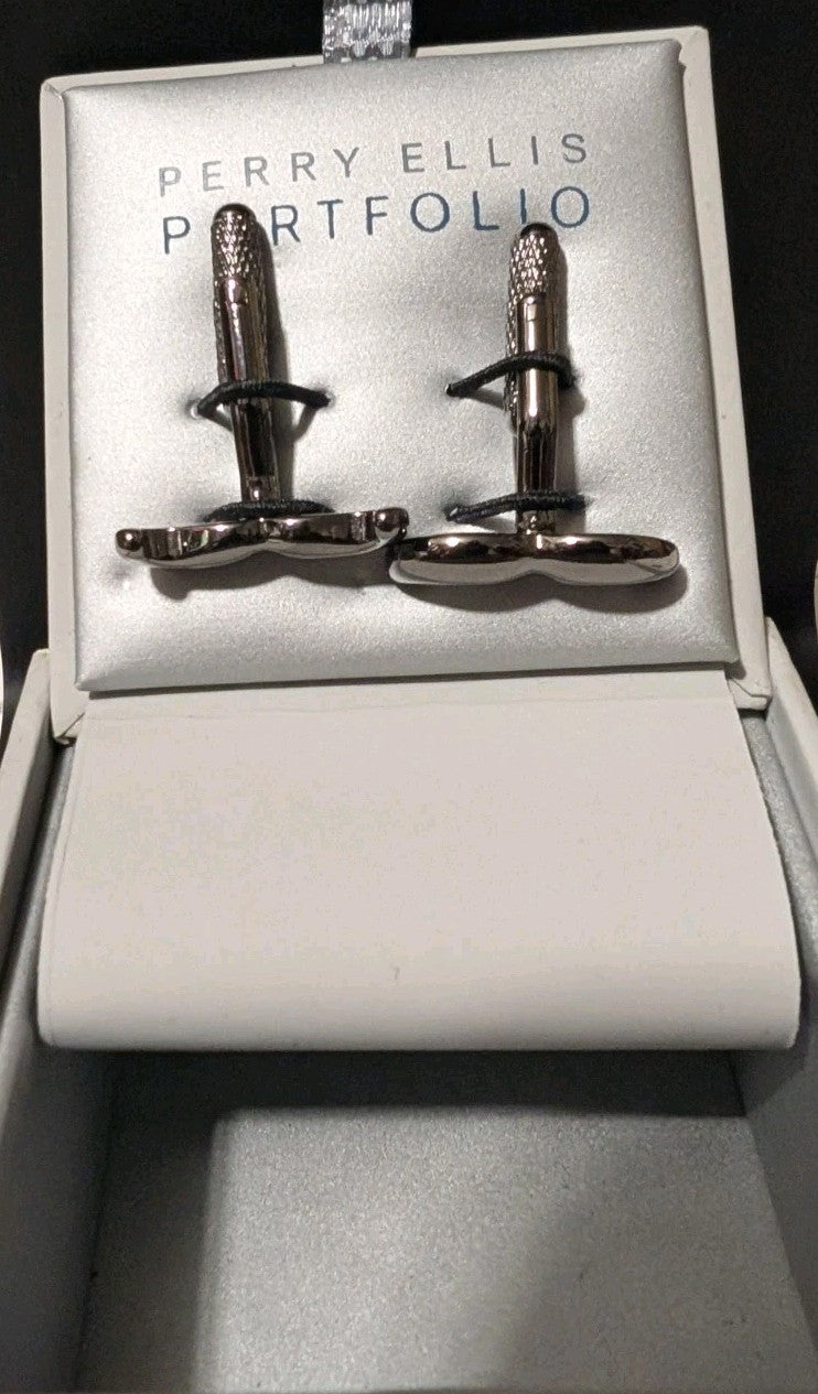 Men's Perry Ellis Portfolio   Mustache Cuff Links1