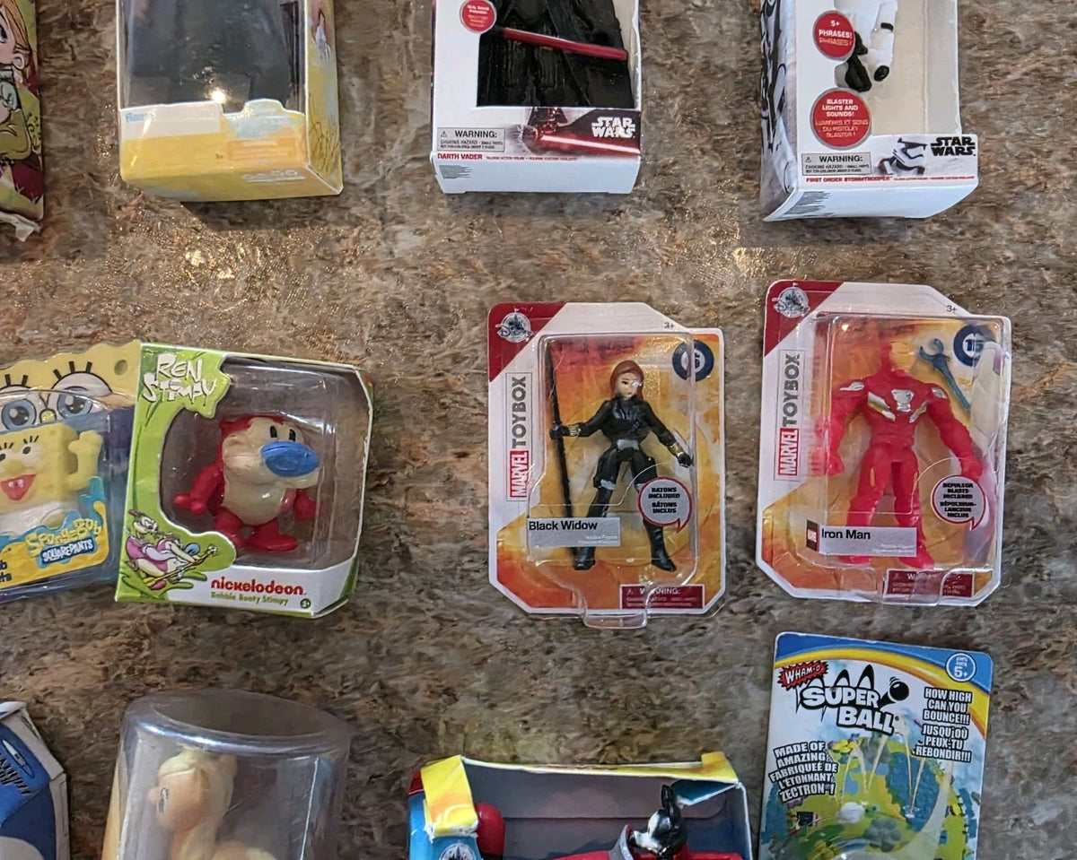 ZURU MINI BRANDS - Assorted 16 Piece -Lot- Disney, TMNT, Sponge Bob4