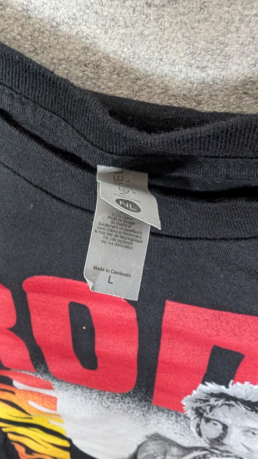 Rod Stewart  “On Tour”  Black Shirt    SizeLarge   Next Level4