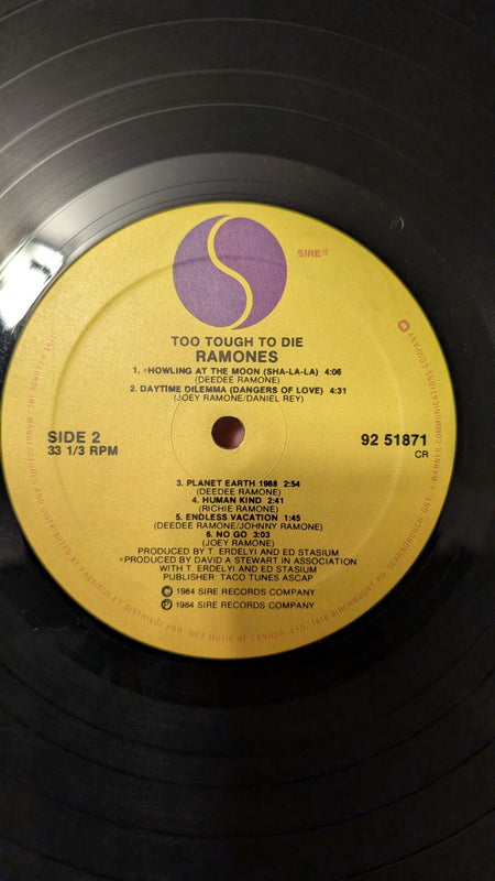 The Ramones Too Tough to Die Vinyl/Record (1 25187) complete/tested  9