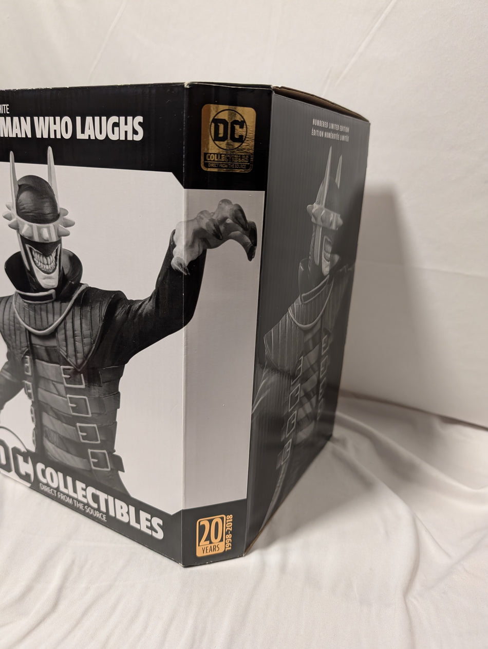 Batman Who Laughs - DC Collectibles - Black & White Statue